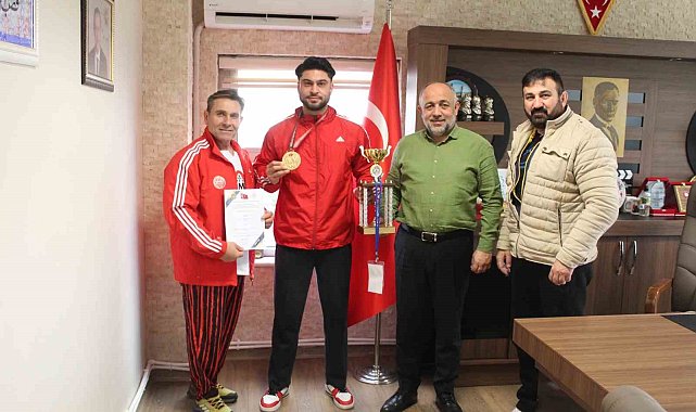Afyonkarahisarlı sporcu vücut geliştirme şampiyonasında Avrupa ikincisi oldu