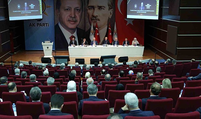 AK Parti Merkez Karar Yönetim Kurulu toplantısı, Cumhurbaşkanı ve AK Parti Genel Başkanı Recep Tayyip Erdoğan başkanlığında başladı.