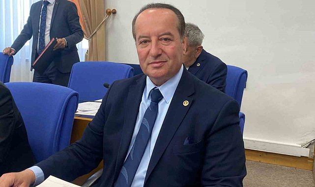 Akay, 'Esnafa iflas yolunun kapısı aralandı"