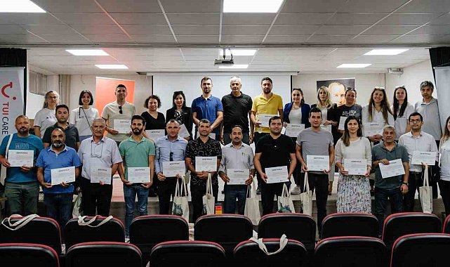 AKD'den öğretmenlere 'Mavi Beceriler' eğitmen eğitimi
