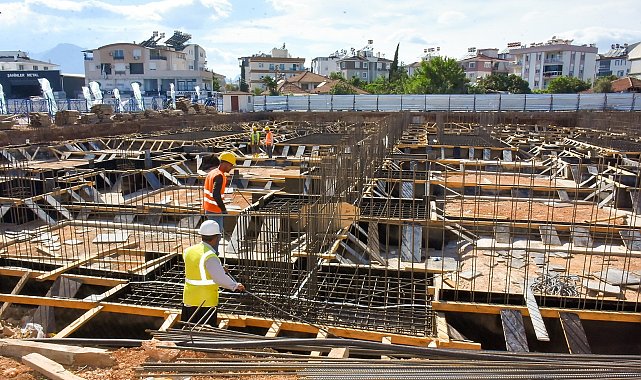 Akdeniz Modern Sanayi Sitesinin temeli atıldı