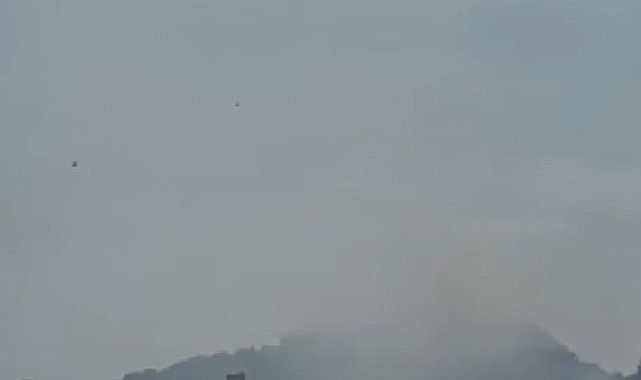 Alanya'da makilik alanda çıkan yangın söndürüldü