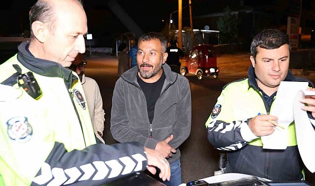 Alkolden ehliyetine el konuldu, "Nasıl yapacağız?" diye polise sordu