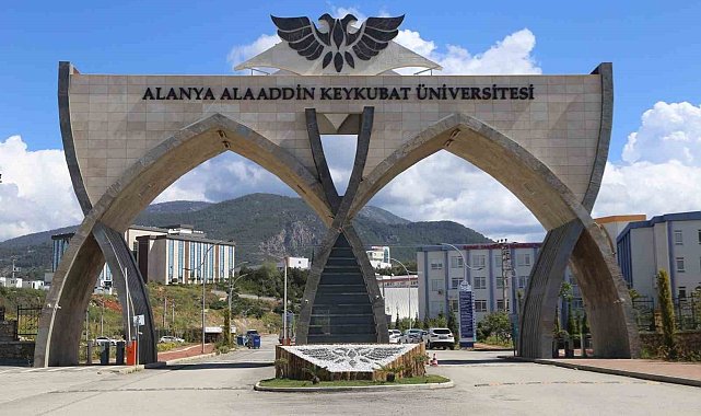 ALKÜ, sağlık turizmi alanında sertifikalı program başlattı