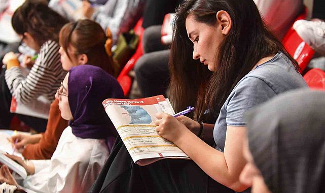 Ankara Büyükşehir Belediyesi'nden öğrencilere "KPSS Genel Tekrar" kampı