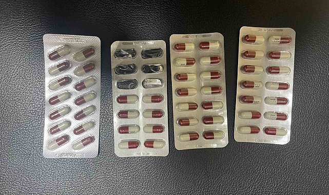 Ankara'da 23 gram metamfetamin ve eroin, 60 adet uyuşturucu hap ele geçirildi