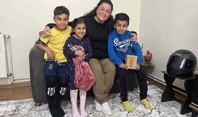 Anne olamayınca, yüzlerce engelli, kimsesiz ve yoksul çocuğu evladı gibi bağrına bastı