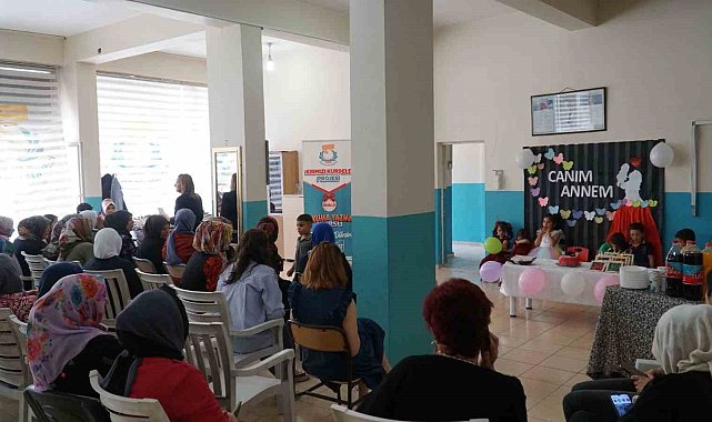 Anneler, Haliliye Belediyesi ile okuma yazma sertifikalarını aldı