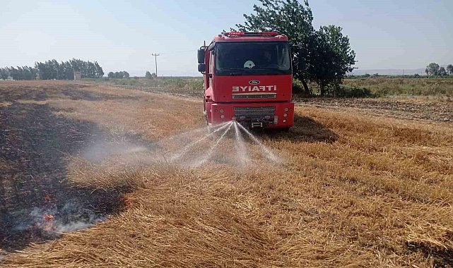 Antakya'da anız yangını söndürüldü