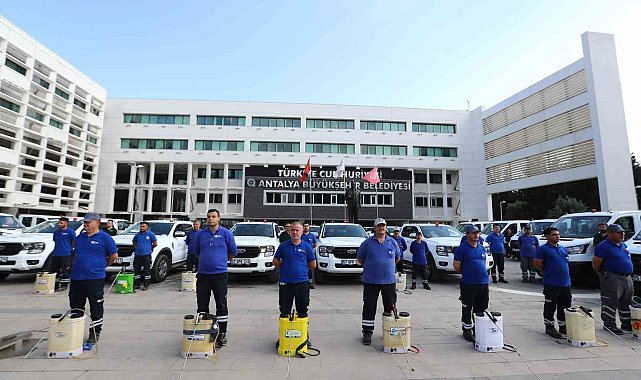 Antalya Büyükşehir Belediyesi'nden vektörle mücadele ordusu