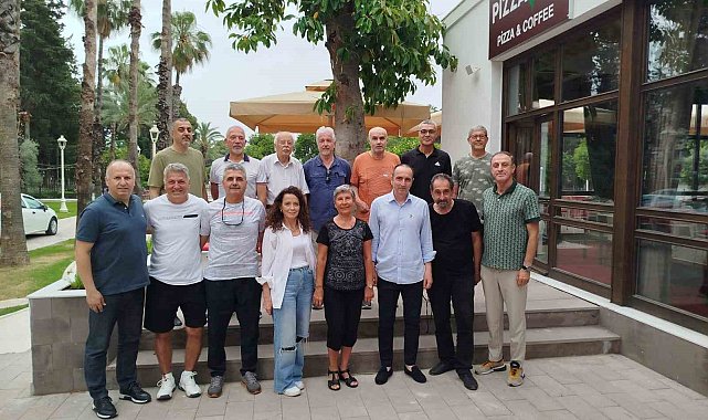 Antalya Yolspor efsaneleri yıllar sonra bir araya geldi