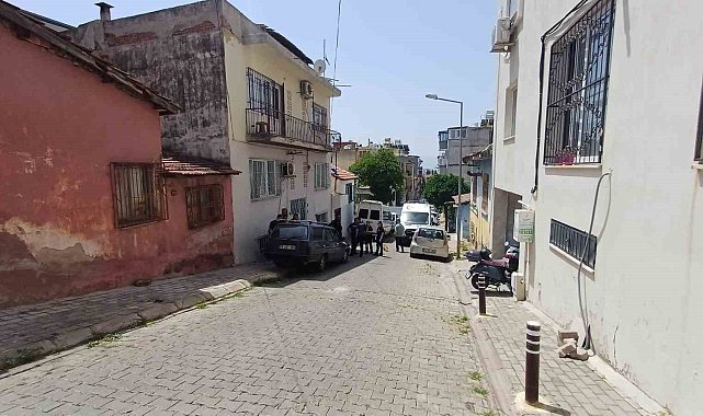 Arabada sızan genç, ekipleri harekete geçirdi