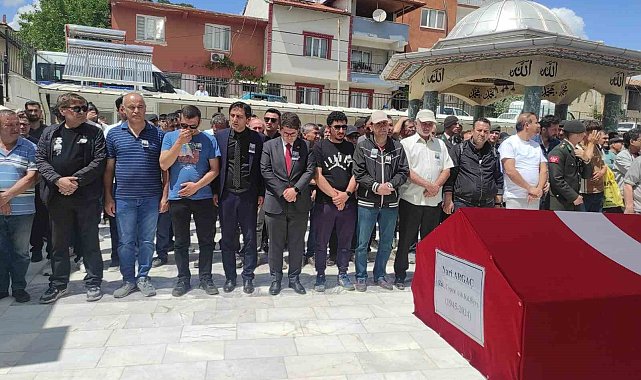 Araştırmacı Yazar Nuri Argaç, askeri törenle toprağa verildi