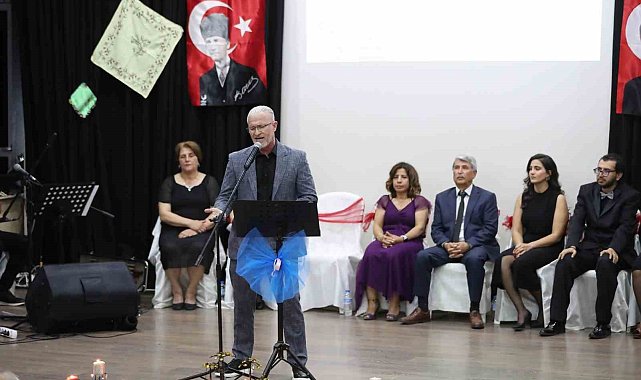 ASEV korosundan solistler geçidi