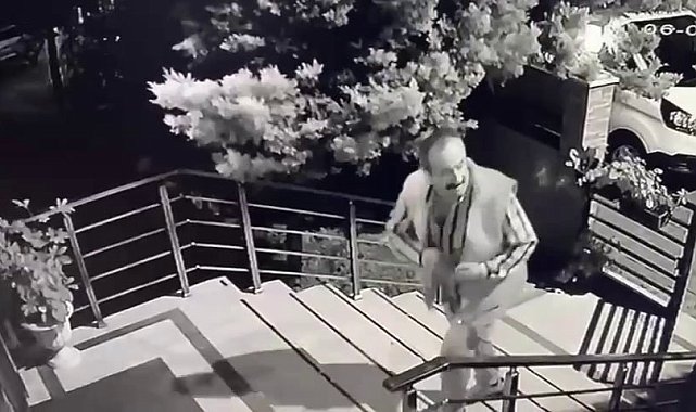 Ataşehir'de girdiği apartmanda ayakkabıları toplayıp kaçtı