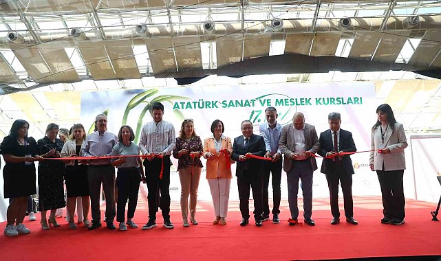 ATASEM kursiyerlerinden 17. yıl sonu sergisi