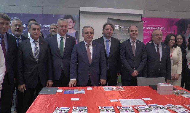 AÜB Üniversite Tanıtım ve Tercih Fuarı AGÜ'de gerçekleşti