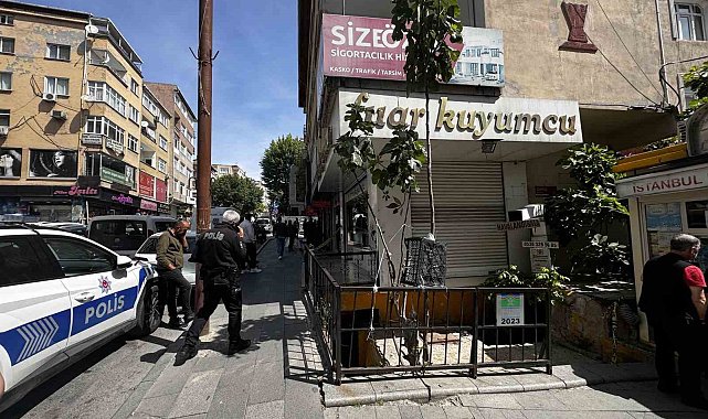 Bahçelievler'de havalandırma boşluğundan girip kuyumcu soydular