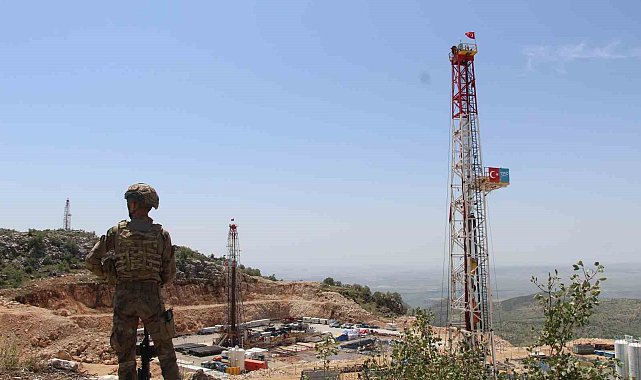 Bakan Albayrak: "42 bin 500 varile ulaşmış durumdayız, Haziran'da 50 bin varil ara hedefimizi gerçekleştireceğiz"