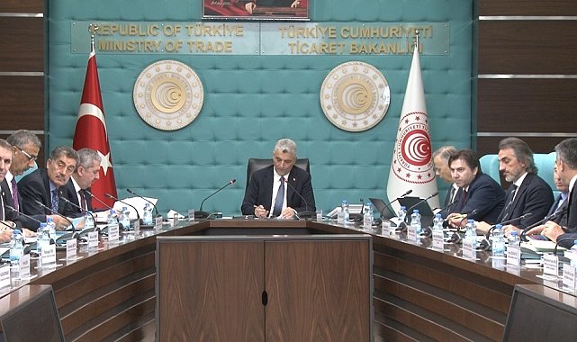 Bakan Bolat: &quot;Çiftçilerimizin ekonomik ve sosyal refahını arttırmak için kooperatiflerimize destek vermeye devam edeceğiz&quot;