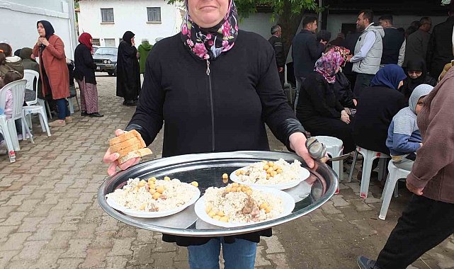 Balıkesir'de geleneksel çiftçi hayrı yüzlerce vatandaşı buluşturdu