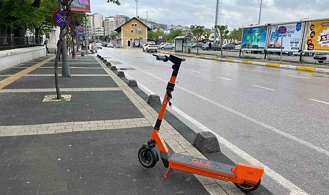 Bandırma'da e-scooterlar trafiği tehlikeye sokuyor