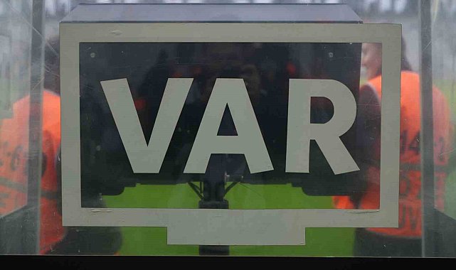 Başakşehir - Trabzonspor maçının VAR'ı Helder Malheiro oldu