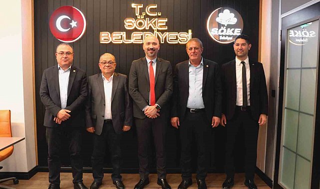Başkan Arıkan CHP'li vekilleri ağırladı