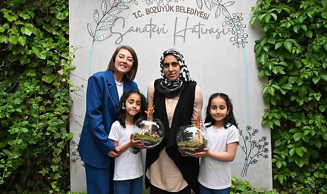 Başkan Bakkalcıoğlu, özel öğrencilerle birlikte annelerinin Anneler Günü'nü kutladı