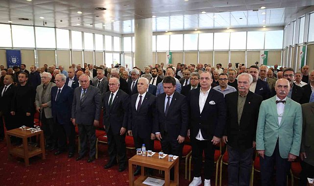 Başkan Bozbey, "Yeni bir sistemle Bursaspor'u ayağa kaldırmalıyız"