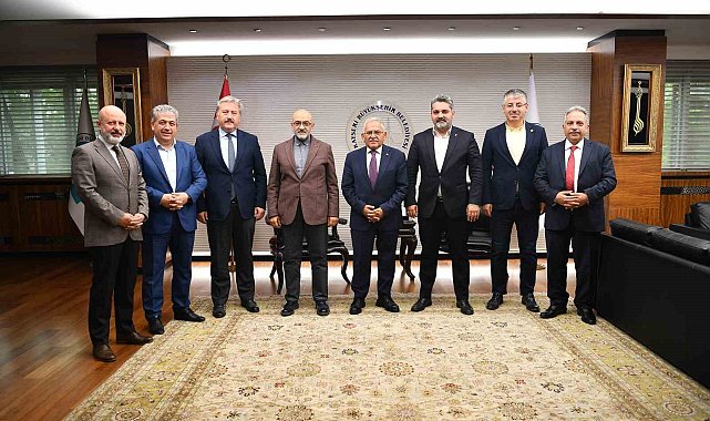 Başkan Büyükkılıç, haftaya istişare ve değerlendirme toplantısı ile başladı