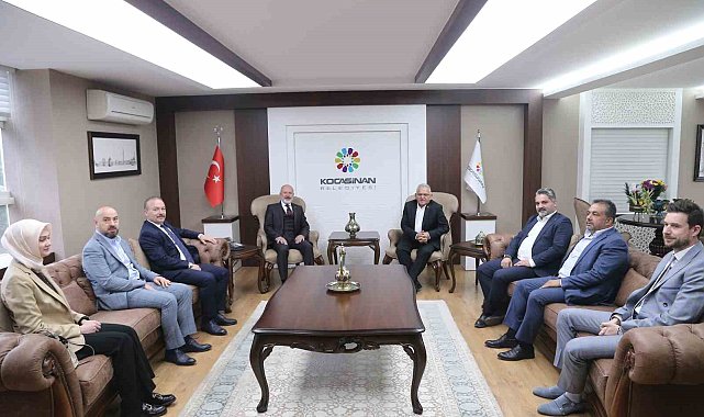 Başkan Büyükkılıç'tan ilçelere hayırlı olsun ziyareti