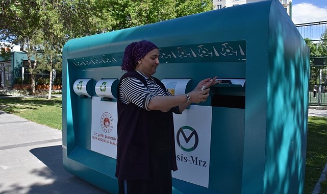 Başkan Çolakbayrakdar, "Geri dönüşümle geleceği ve doğayı koruyoruz"