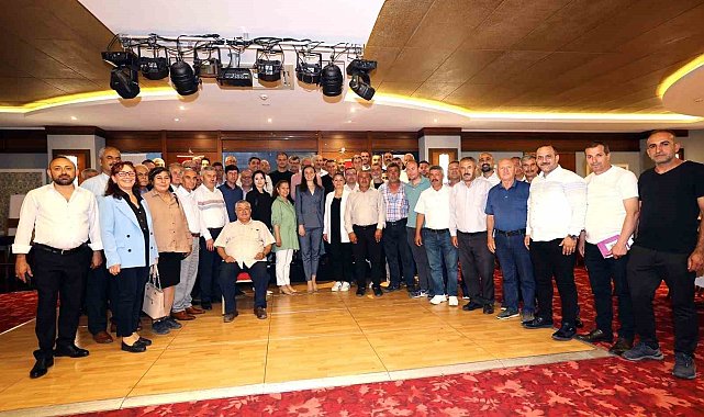 Başkan Durbay muhtarları dinledi