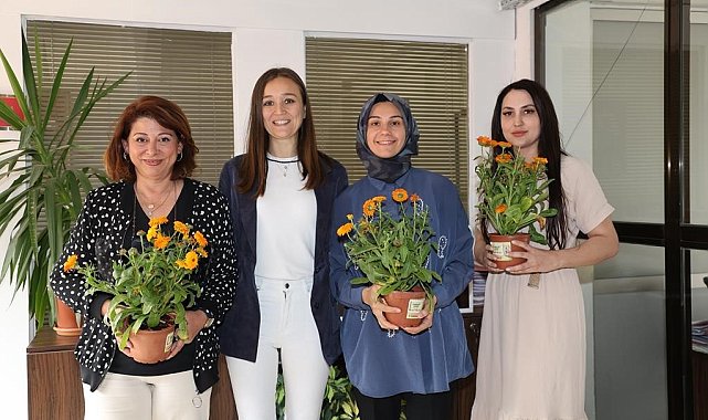 Başkan Durbay'dan personeline Anneler Günü jesti
