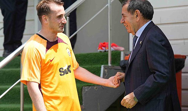 Başkan Dursun Özbek antrenmanı ziyaret etti