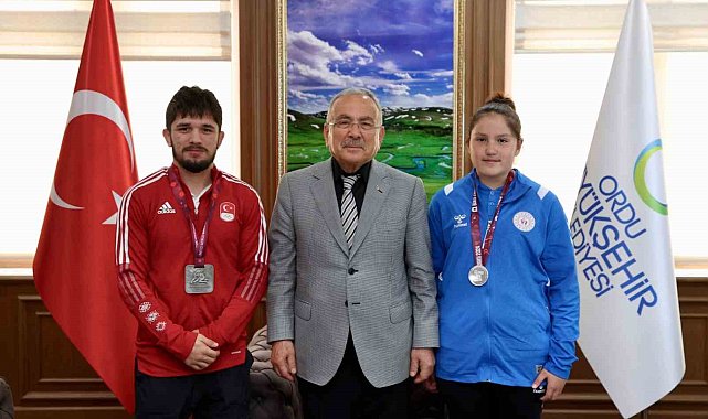 Başkan Güler, başarılı sporcuların hedefini 'Avrupa ve Dünya şampiyonluğu' olarak belirledi