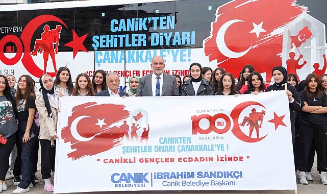 Başkan Sandıkçı: "Gençlerimizin yanındayız"