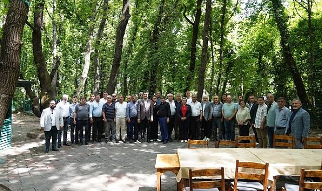 Başkan Tezcan, mahalle muhtarlarıyla bir araya geldi