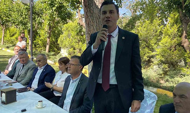 Başkan Zeyrek ilk ilçe ziyaretini Alaşehir'e yaptı