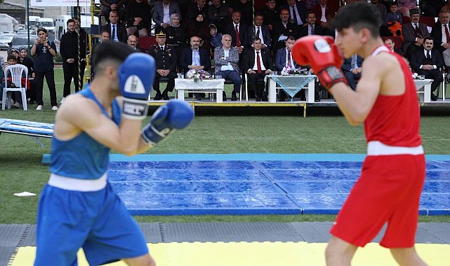 Bayburt'ta 19 Mayıs Atatürk'ü Anma Gençlik ve Spor Bayramı etkinliklerle kutlandı