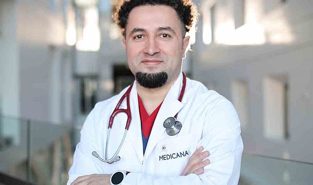 Bebeklerde kulaktaki şekil bozukluğunu ameliyatsız yöntemle gidermek mümkün