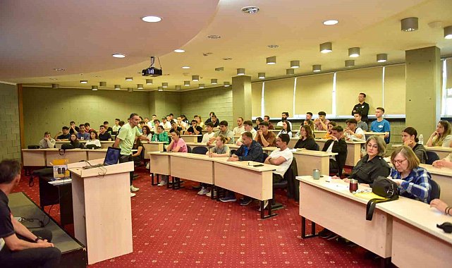 Beden Eğitimi ve Spor Öğretmeni adaylarına görev eğitimi