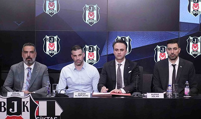 Beşiktaş, Başantrenör Dusan Alimpijevic'in sözleşmesini uzattı