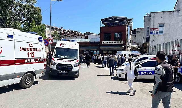 Beyoğlu'nda dehşet: Kız arkadaşını sokak ortasında öldürüp kendi kafasına sıktı