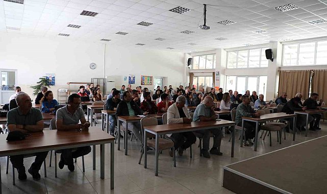Bitki korumu ürünleri hakkında bayi ve toptancılara eğitim