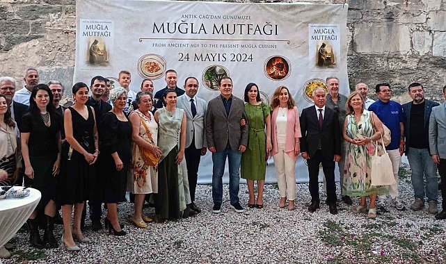 Bodrum Kalesinde Antik Çağ'dan günümüze Muğla Mutfağı kitabı tanıtıldı