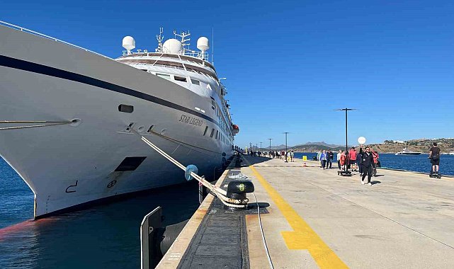 Bodrum'a 283 yolcuyla geldi