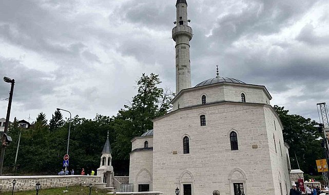 Bosna Hersek'te Arnaudiye Camii yeniden ibadete açıldı