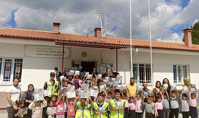 Bozdoğan İlçe Jandarma Komutanlığı'ndan öğrencilere trafik eğitimi